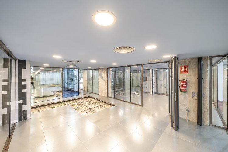 Foto 02d9bdea-6467-4b19-840d-ea9a2b06de02. Oficina a Las Tablas Madrid