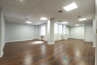Miete Büro in Almagro. Monte esquinza, 28 planta baja