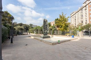 Office space  Carrer del mestre nicolau. Oficina en venta turó park