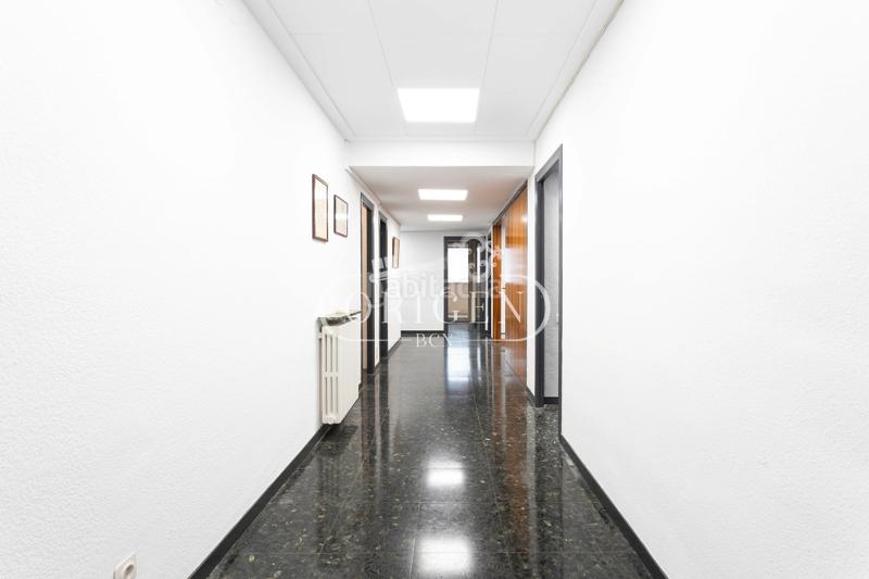 Foto 1b6b269f-4812-4b27-9d57-497a6f4350e0. Büro mit heizung in Sant Gervasi - Galvany Barcelona