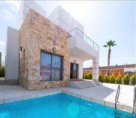 Chalet in Centro. Villa de lujo llave en mano!!!con piscina privada y solarium en