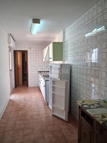 Foto 25b82591-f011-4294-9eb9-b3a8452d23c8. Apartament amb aparcament a Centro Alcázares (Los)