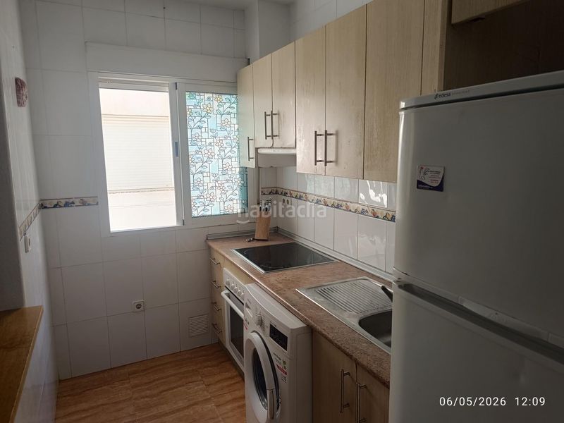 Foto c61b270d-a3ac-4e54-a44e-c7eccb48e6a8. Apartament amb aparcament a Centro Alcázares (Los)