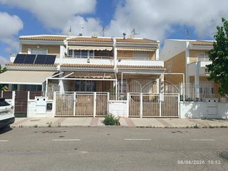 Casa a schiera in Los Narejos_Punta Calera. Magnifico adosado 5 dormitorios con sotano para ocio gym u ofici
