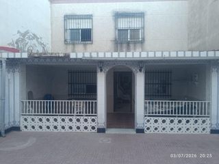 Casa a Centro. Espectacular casa en los alcazares con parcela para piscina y so