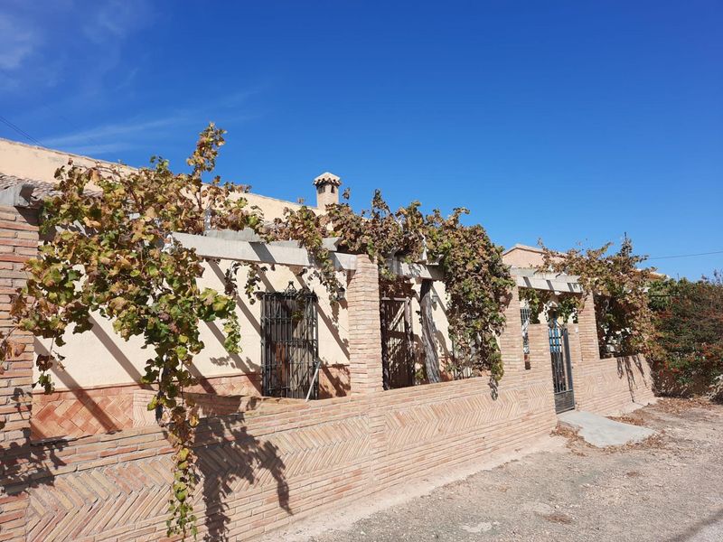 Foto 25cd3e26-06b0-4b02-93b3-9462008d1a4c. Alquiler casa magnifica casachalet rural en los infiernos cerca de los alcazares con huerto privado en Murcia