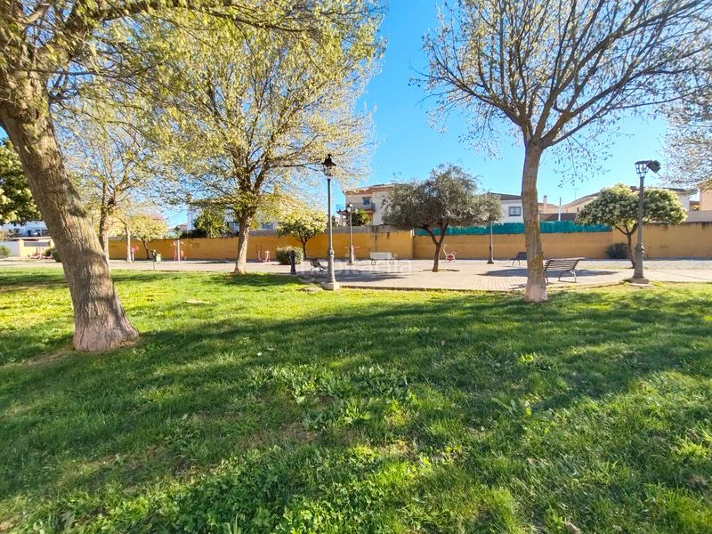 Foto 5dc2755a-f5a9-49eb-9cff-cb5519601e53. Casa adossada amb calefacció aparcament a Belicena Vegas del Genil