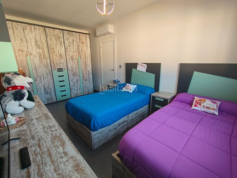Foto c3ae8770-b8c8-430a-aa1c-b3b1094d0f9d. Casa adossada amb calefacció aparcament a Belicena Vegas del Genil