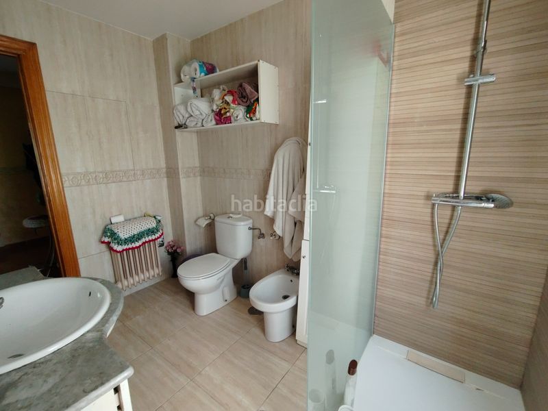 Foto 749e53d2-3d8a-454c-bd5e-b590757d90fd. Chalet mit kamin heizung parking pool in La Zubia Ciudad Zubia (La)