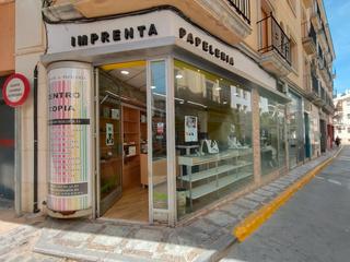 Local Comercial en Calle trasmonjas 1. Local comercial centro priego de crdoba