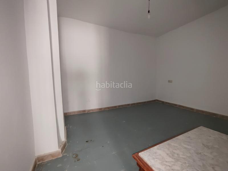 Foto d6235d88-d088-4723-beda-bfc3d2f9521d. Casa adosada en calle campanario 14 casa a reformar en venta en Cájar
