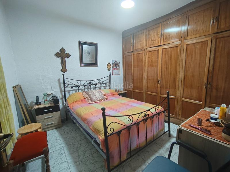 Foto 2b00780e-f790-4980-9b90-ee83f01b88bd. Casa a calle sargento piris 10 a San Francisco Javier Granada