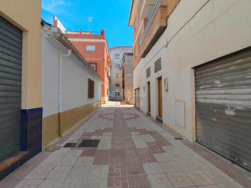 Foto 3e95616f-fda1-4dfb-aeb2-ce4f953f69fd. Casa a calle sargento piris 10 a San Francisco Javier Granada