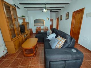 Pis  Calle el puntal 8. Oportunidad en pozo del esparto (almería)