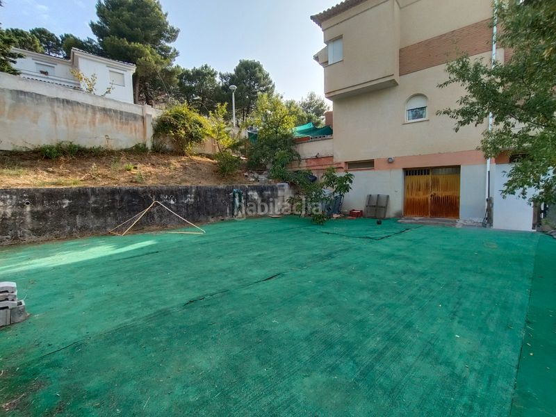 Foto b38b0501-b86d-43c5-be1c-8487c5822426. Chalet in calle prados del abuelo 28 in Cumbres Verdes Zubia (La)