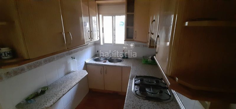 Foto b220e2d4-c1fc-4d2d-80b4-468adafa8e3b. Casa a schiera in calle pedro de moya 17 in La Paz Granada