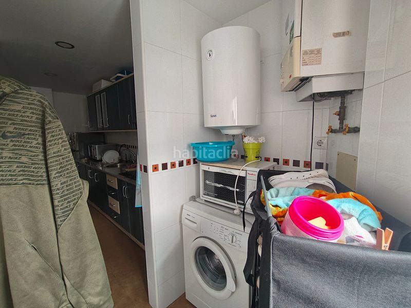 Foto 974c9b7d-82f7-4496-a9f0-41c7467f7ac0. Piso en calle del presbitero pedro ruiz de valdivia 4 piso en venta en la zubia en Zubia (La)