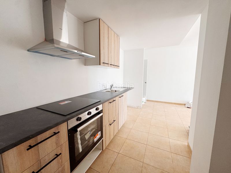 Foto 9d6a4c39-dec6-4f8a-9251-f07758805f55. Pis amb calefacció aparcament a Parc Bosc-Castell Figueres