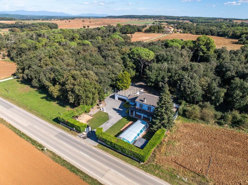 Foto 3c71abd0-4fec-442e-93c8-3e952ff46308. Chalet en Porqueres