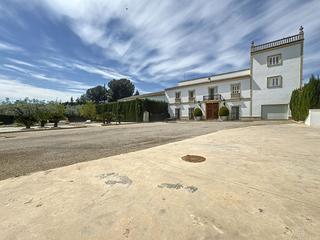 Maison à El Bosque. Historia, lujo y exclusividad en una villa única junto a valenci