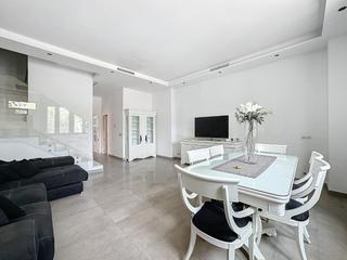 Semi detached house in El Castellar i l'Oliverar