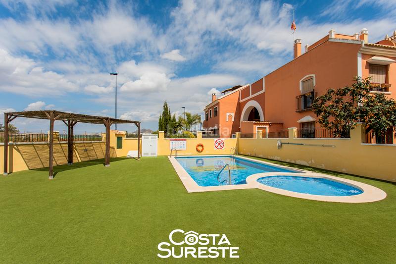Foto afafaf8b-a852-4497-89a7-4161530fb299. Casa adossada amb piscina a Roda San Javier