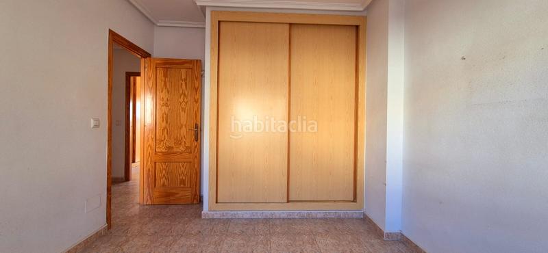 Foto 0072bcd3-5dc8-4a25-bc11-da75e0c7e230. Appartamento con parcheggio in Centro Alcázares (Los)