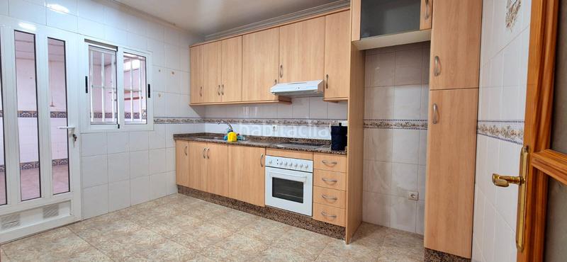 Foto 62089ad4-3023-4c94-a757-ee807102fb98. Appartamento con parcheggio in Centro Alcázares (Los)