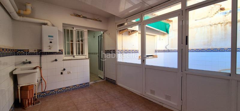 Foto c67cd4fc-7544-41a0-8eac-34a3c26b4171. Appartamento con parcheggio in Centro Alcázares (Los)