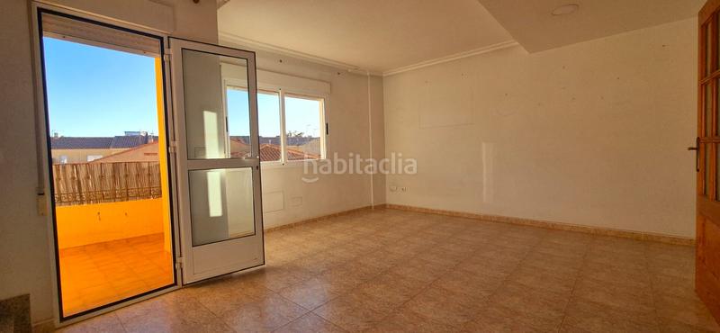 Foto df6dffd4-1c02-4d67-a801-b89253691888. Appartamento con parcheggio in Centro Alcázares (Los)