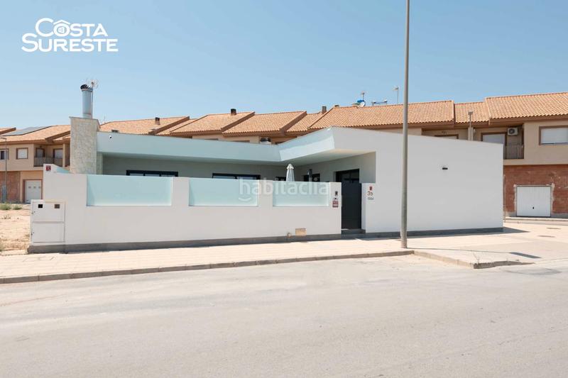 Foto 407027a4-6cc1-4a69-90d1-21ce80b16c80. Chalet  independiente con piscina en Balsicas en Torre - Pacheco