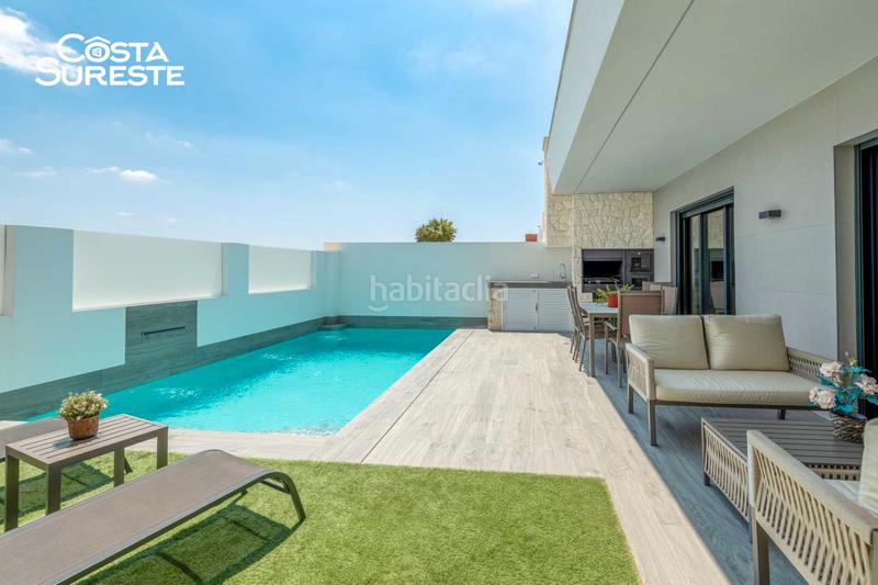 Foto b42fe67e-d200-40eb-a0ae-e638a1116cd4. Chalet  independiente con piscina en Balsicas en Torre - Pacheco