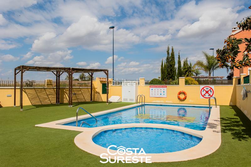 Foto 341c33d1-2f52-4d52-8022-207288bd0ce4. Casa adossada amb calefacció piscina a Roda San Javier