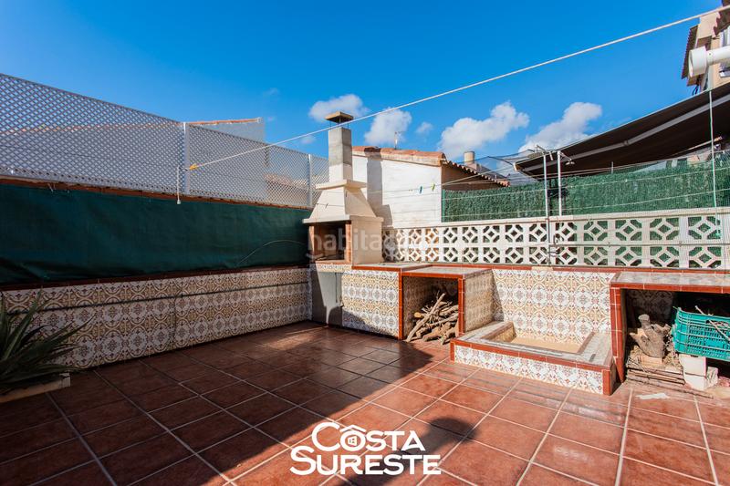 Foto 49a67384-eacf-4da6-8995-63719d862e7d. Casa bifamiliare con camino riscaldamento parcheggio piscina in Alcázares (Los)