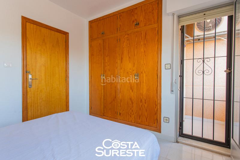 Foto b9e116c0-ed22-48e1-848c-e4e2408135a6. Casa bifamiliare con camino riscaldamento parcheggio piscina in Alcázares (Los)