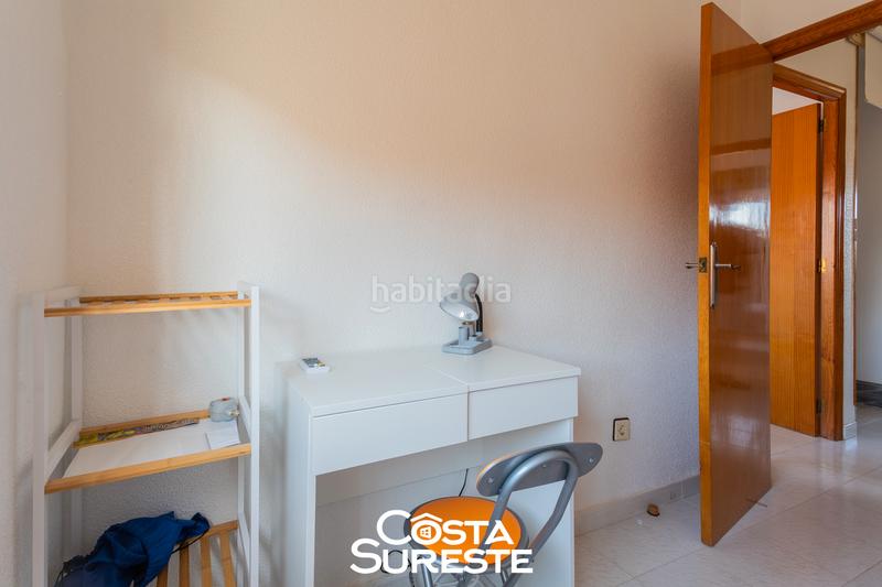 Foto fda3266f-fd8b-41a5-ae75-af787e01e2f2. Casa bifamiliare con camino riscaldamento parcheggio piscina in Alcázares (Los)