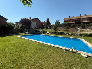 Maison jumelée  Avinguda onze de setembre. Chalet adosado en venta en avenida onze de setembre