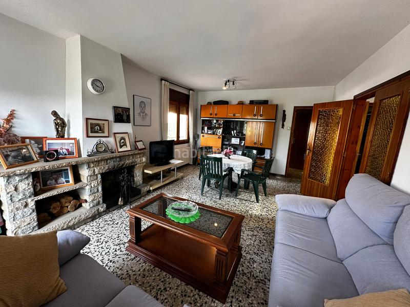 Foto b532c93d-f344-42d3-8359-ea528800eb9f. Chalet gran casa idependiente en Lliçà d´Amunt