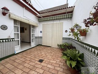 Casa adosada en Palma del Condado (La). La palma del condadocasa