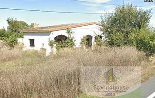 Wohngrundstück in Villarrasa. Villarrasaterreno