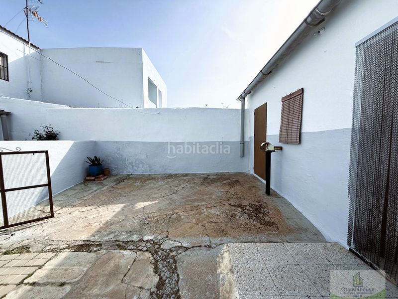 Foto 99daf61f-d671-48e6-9d20-bdcf3c045170. Casa adossada a Gibraleón