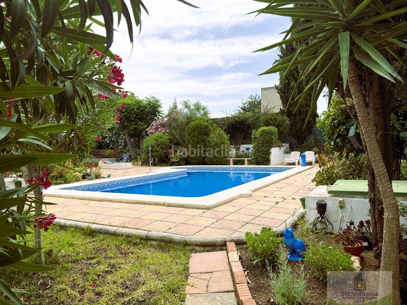 Foto a94d1872-4826-4f2d-93a6-054790de61cb. Xalet amb calefacció aparcament piscina a Hinojos