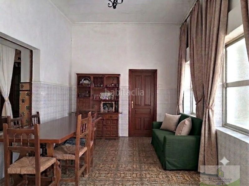 Foto 083f568d-44e1-43f3-9e18-6510fd1ba939. Casa aparellada amb calefacció a Niebla