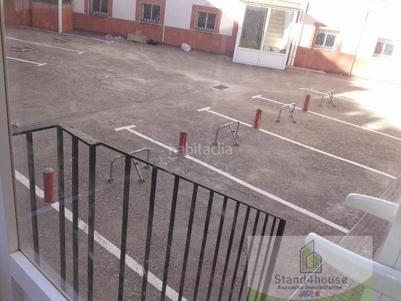 Foto b34ebf83-a8c2-4ce6-b482-564655764bf3. Aparcament cotxe a Cortegana