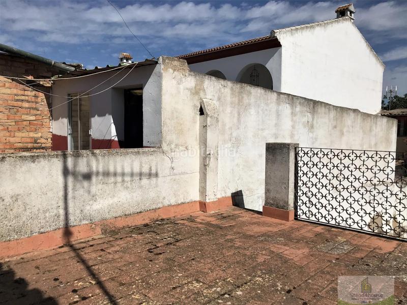 Foto a0700d58-dcbc-4f83-9684-b060a383e9b6. Casa adosada casa en Villalba del Alcor