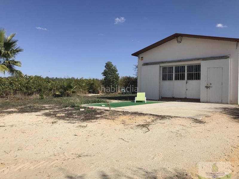 Foto 577c4108-1655-4741-b688-efd202e94ea6. Bauernhof mit parking in Rociana del Condado