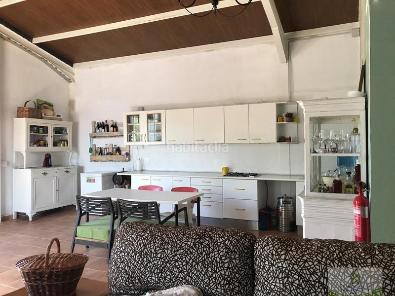 Foto d9104cd9-a1ec-4382-aad8-a208dd608d31. Bauernhof mit parking in Rociana del Condado