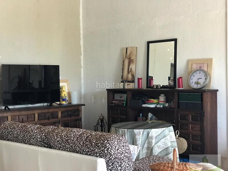 Foto e1cb6444-be4e-441e-8d87-403cbc91d7e7. Bauernhof mit parking in Rociana del Condado