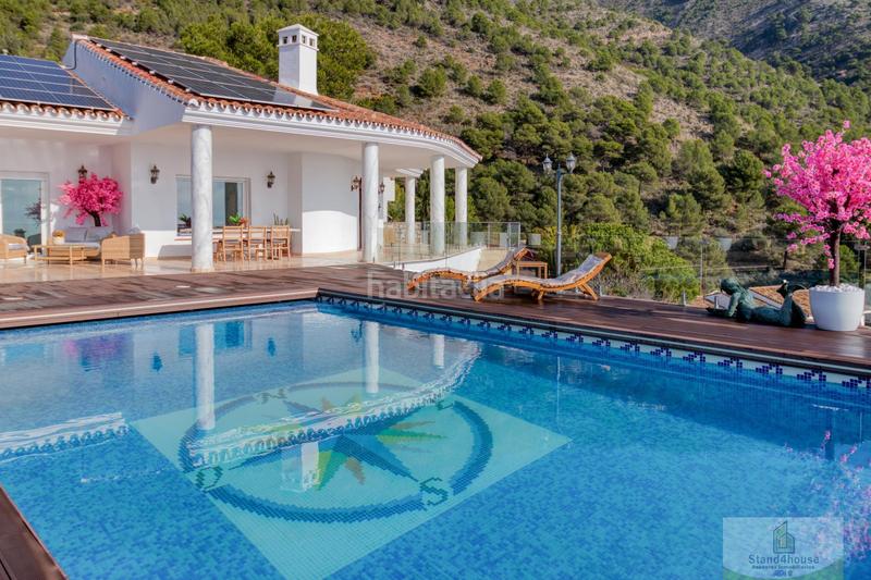 Foto 12bb1f55-ffef-44da-a90f-679faca4a328. Xalet amb calefacció aparcament piscina a Mijas pueblo Mijas