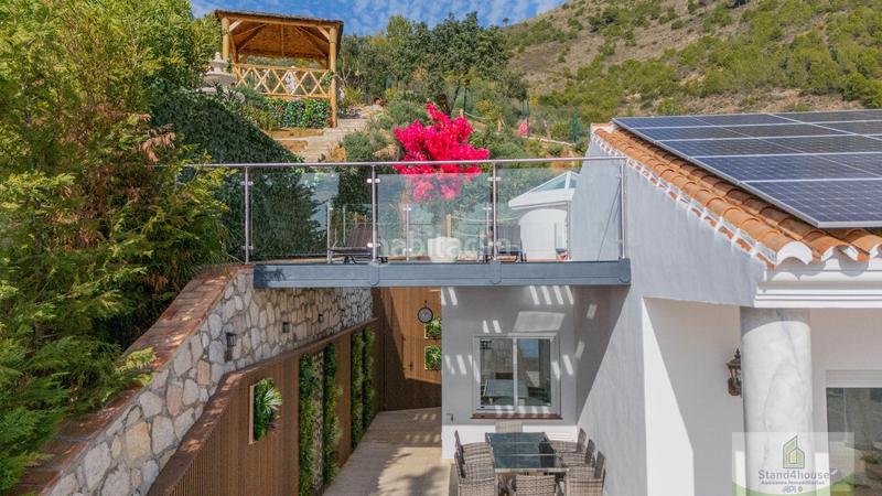 Foto ae24a978-b5ca-48c5-bbd9-b1df07993a21. Xalet amb calefacció aparcament piscina a Mijas pueblo Mijas